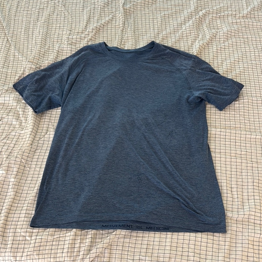 Men's Large Lululemon Blue Tech T-Shirt